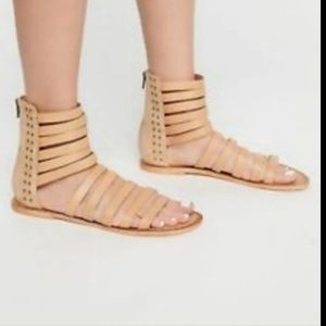 *NWOT* FREE PEOPLE  Gladiator Sandal